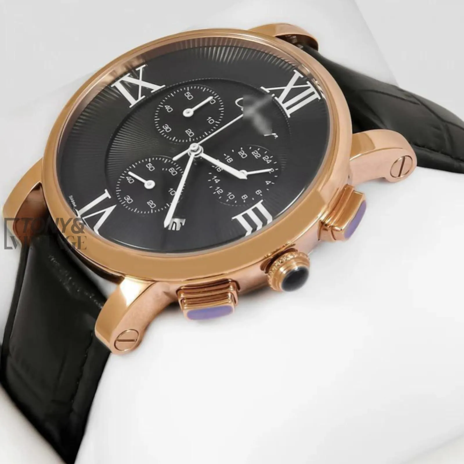 Chronograph-Rose-Gold-Watch-With-Black-Dial-and-Leather-Strap-for-Men-1.webp