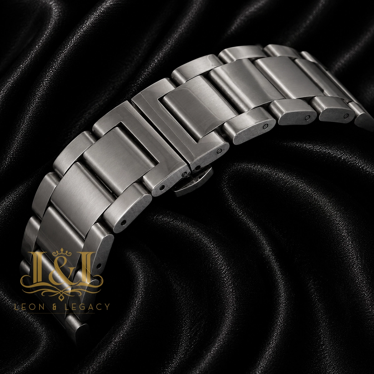 Chronograph Silver Watch With Black Dial and Chain Strap