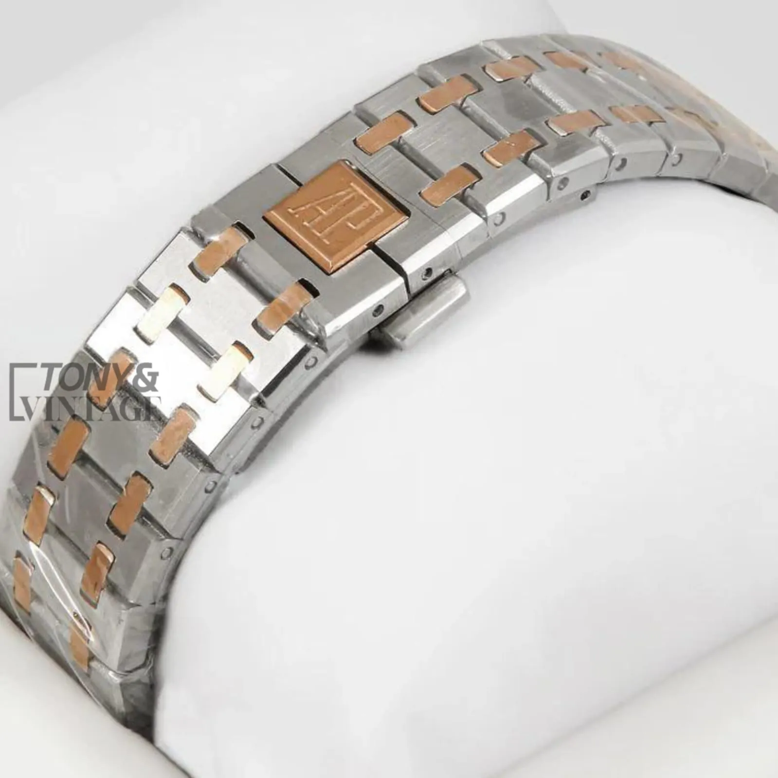 Two Tone White Dial Watch