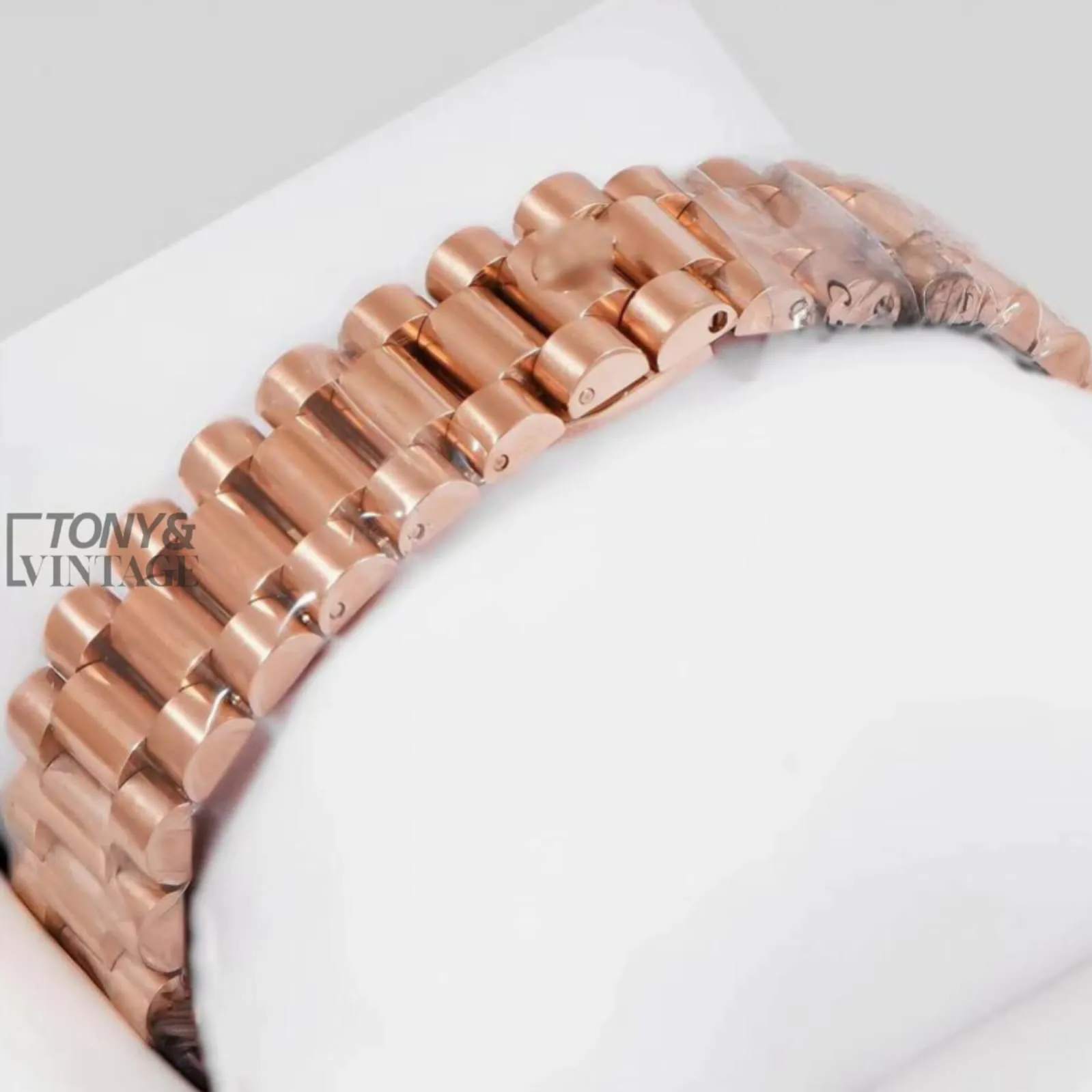 Rose Gold Ocean Blue Dial Stone Bezel Automatic Watch