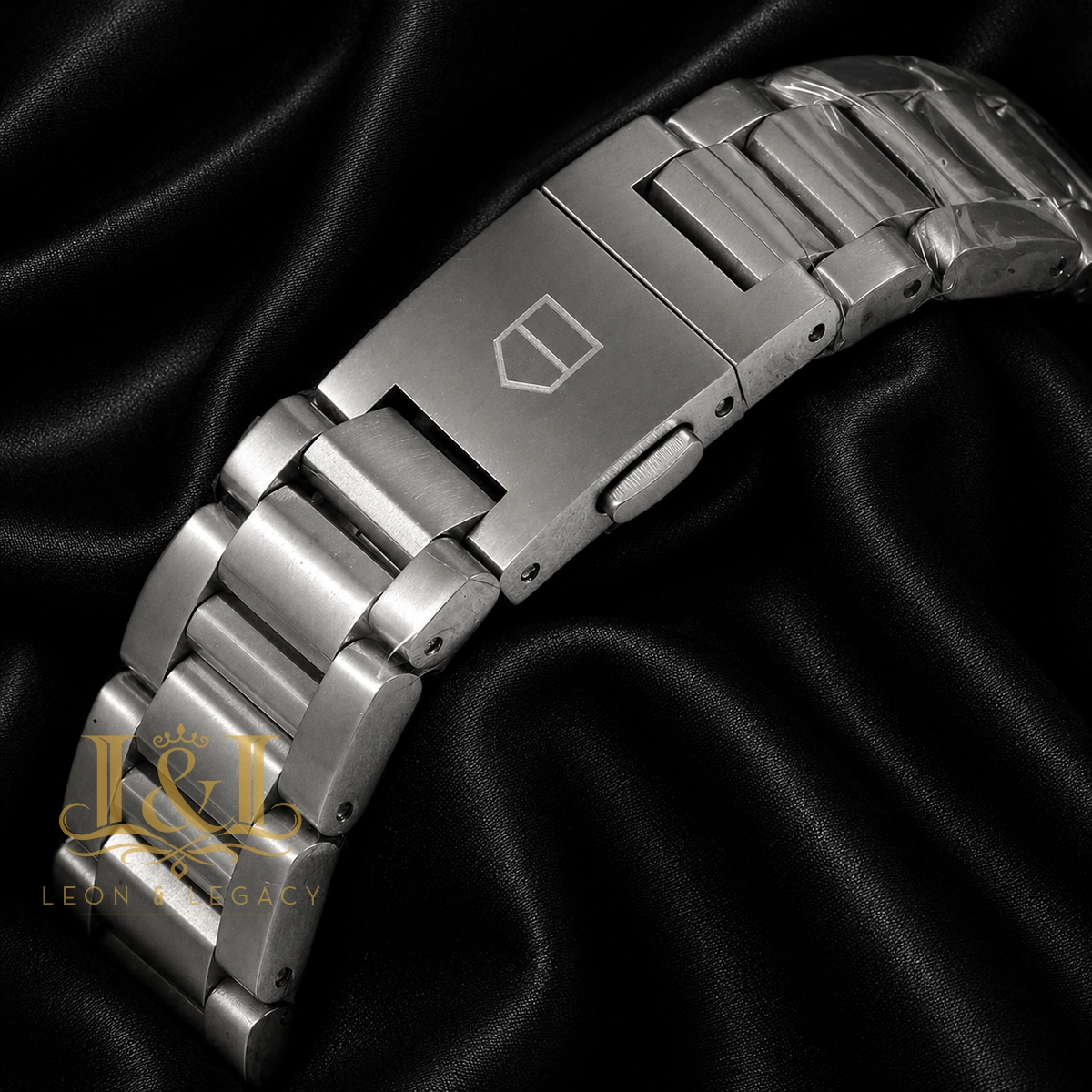 TAG Heuer Carrera Automatic Replica Watch | WAR201D.BA0723