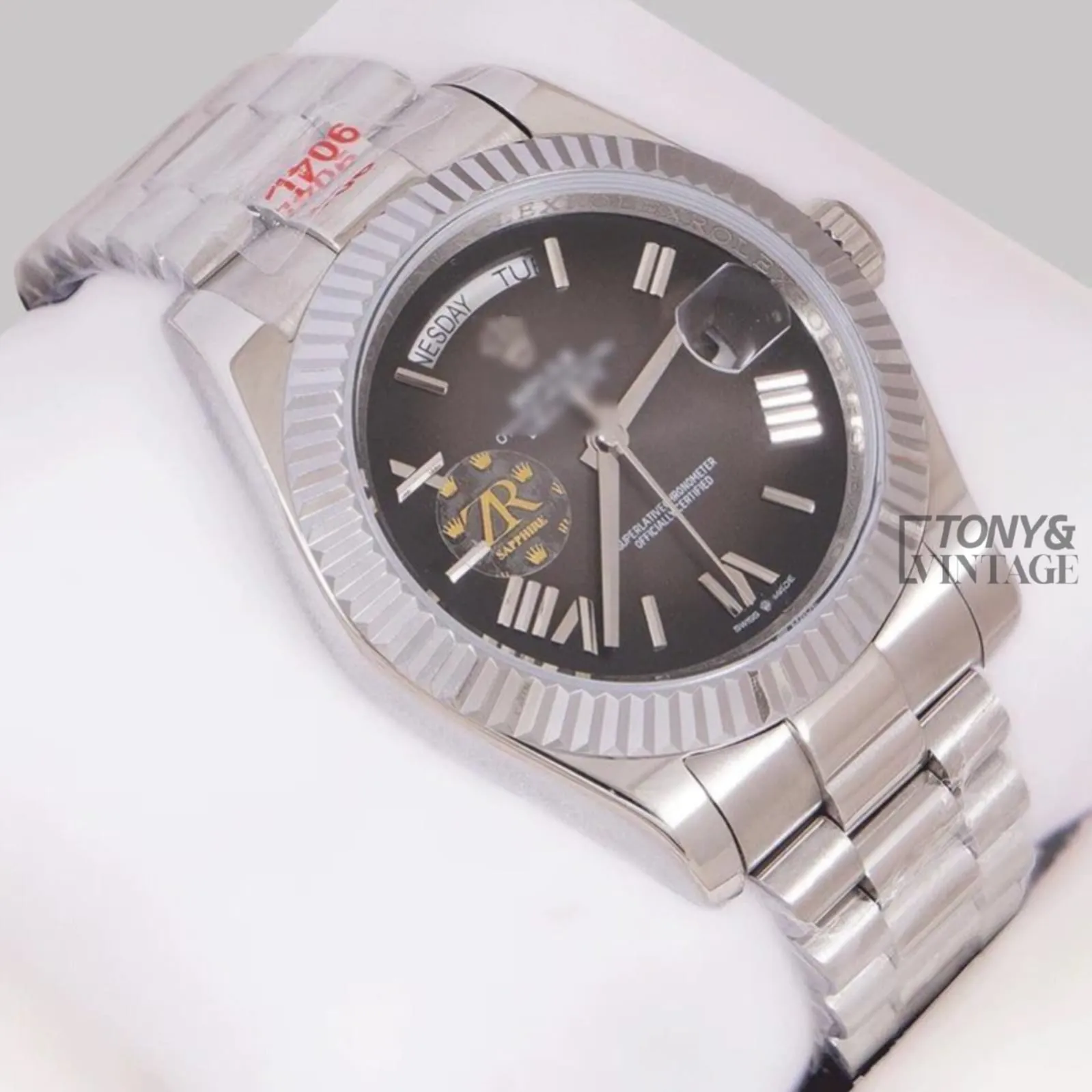 Silver Gray Dial Roman Numeral & Fluted Bezel