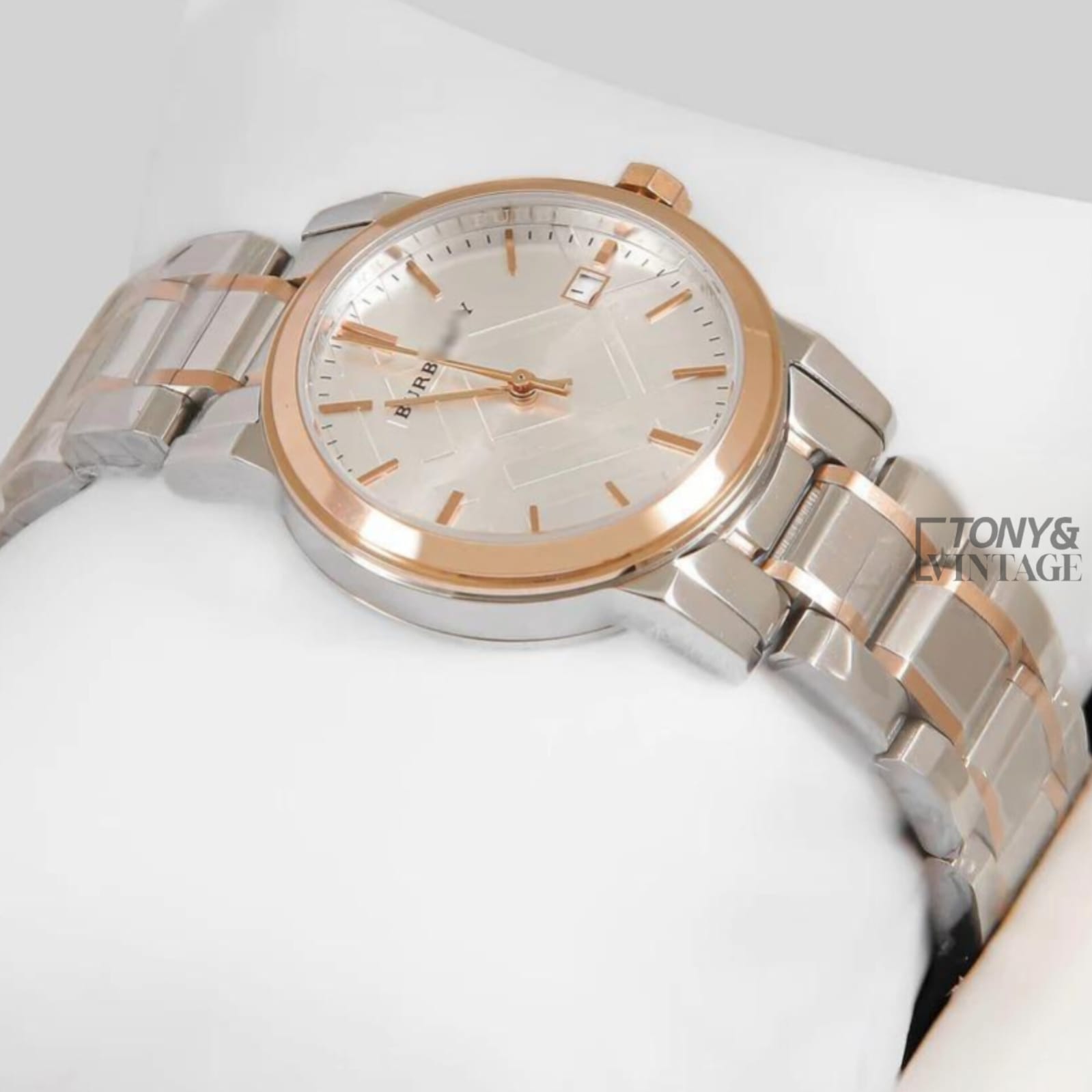 Silver & Rose Gold Watch With White Dial Ladies watch